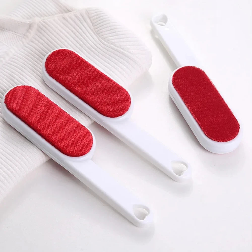 Self-Cleaning Lint Roller