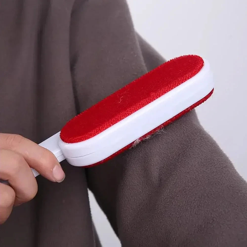 Self-Cleaning Lint Roller